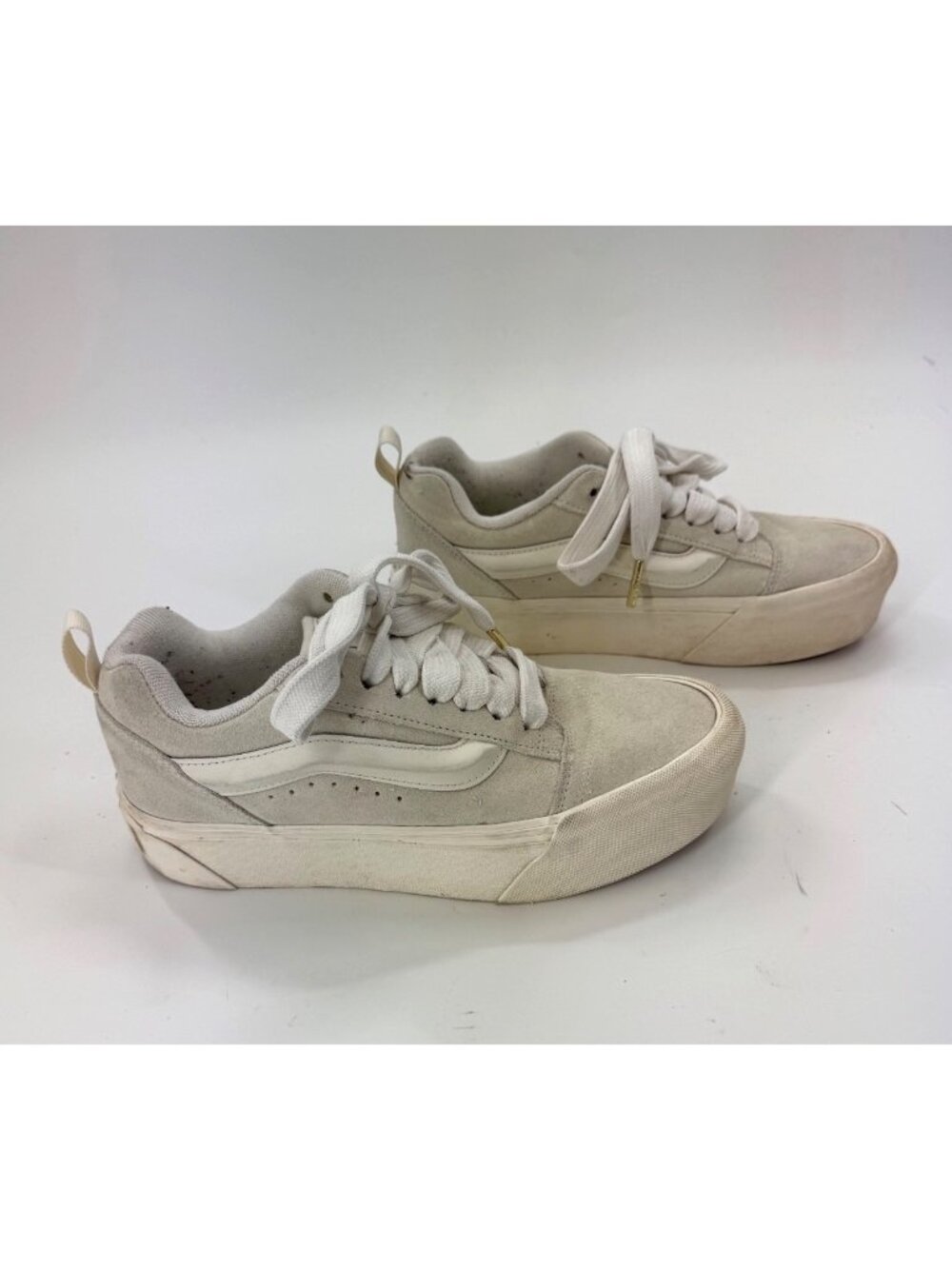 Vans Off The Wall Suede Platform Low-Top Sneakers Beige/White Women's 8.5 Gum